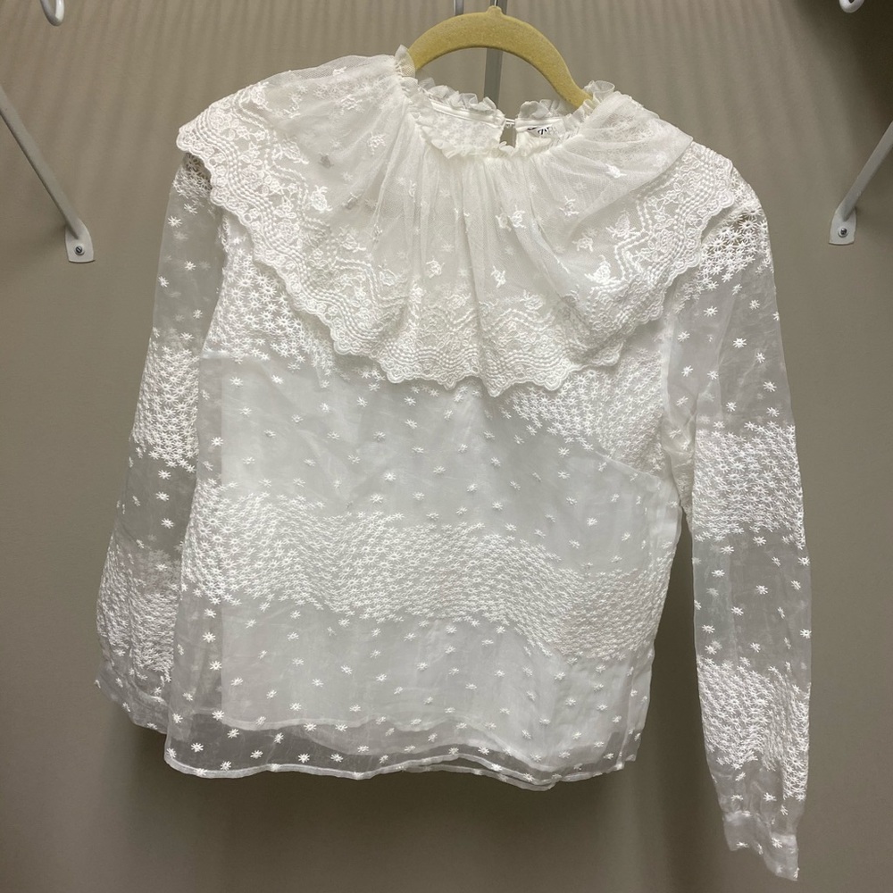 Zara Peasant blouse size Small. Never worn